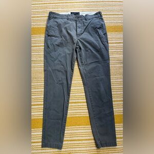 Abercrombie & Fitch Men's Super Skinny Stretch Slate Gray Chinos